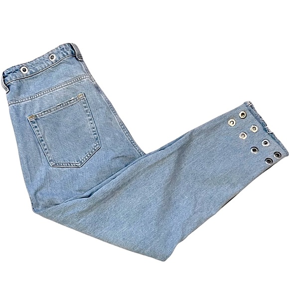 Zara Relaxed Fit Grommet Jeans 8 - Picture 5 of 9